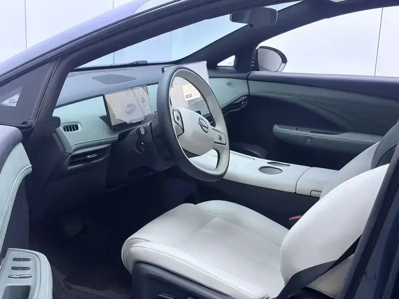 2025 Nissan N7 с пробегом 28 200 км