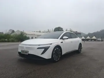 2025 Nissan N7 с пробегом 27 000 км
