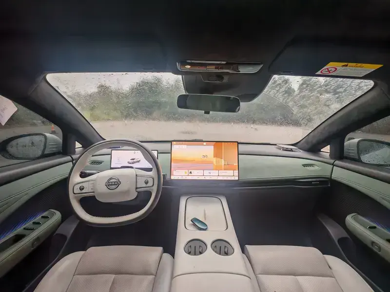 2025 Nissan N7 с пробегом 27 000 км