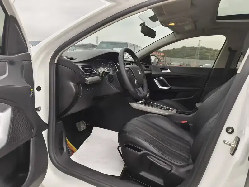 2020 Peugeot 408 с пробегом 70 000 км