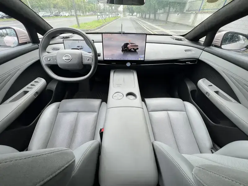 2025 Nissan N7 с пробегом 23 700 км