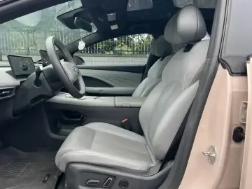 2025 Nissan N7 с пробегом 23 700 км