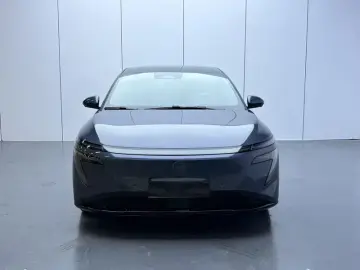2025 Nissan N7 с пробегом 10 500 км