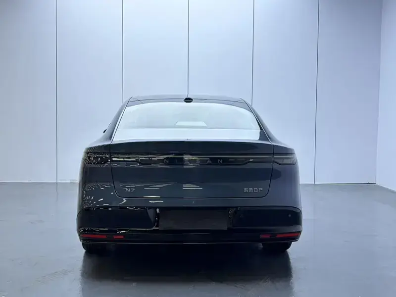 2025 Nissan N7 с пробегом 10 500 км