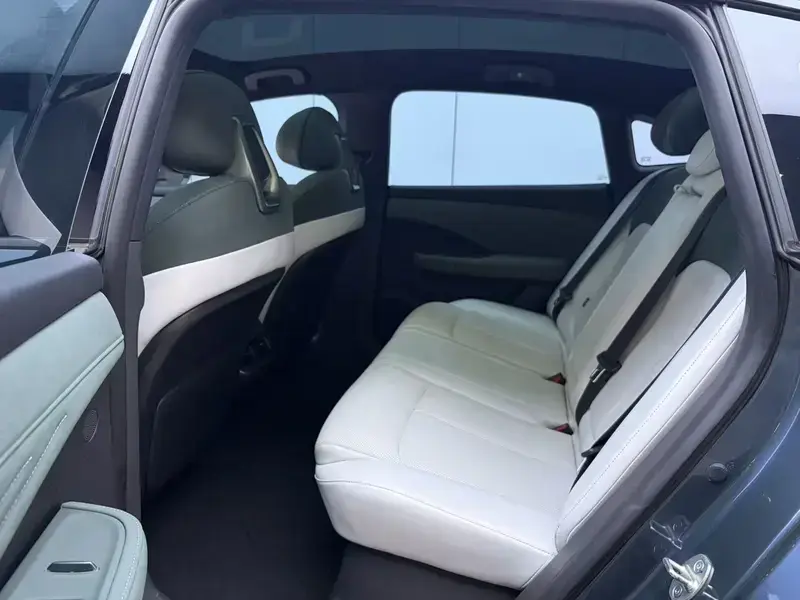 2025 Nissan N7 с пробегом 10 500 км
