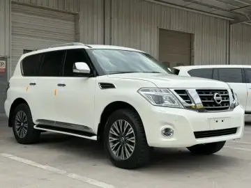 2019 Nissan Patrol с пробегом 182 000 км
