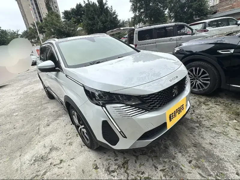 2021 Peugeot 5008 с пробегом 39 700 км