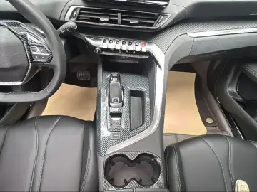 2021 Peugeot 5008 с пробегом 39 700 км