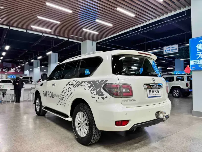 2019 Nissan Patrol с пробегом 170 000 км
