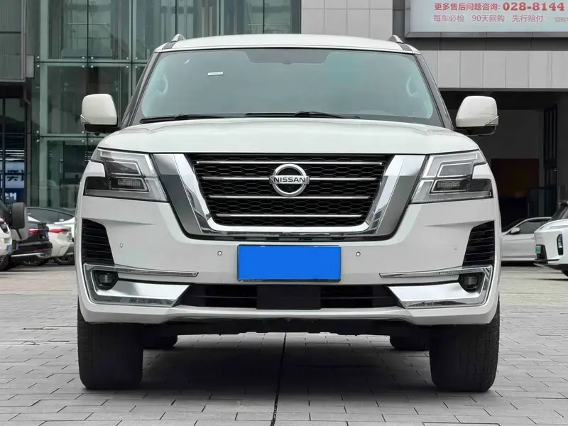 2020 Nissan Patrol с пробегом 100 000 км