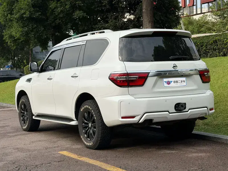 2020 Nissan Patrol с пробегом 80 000 км