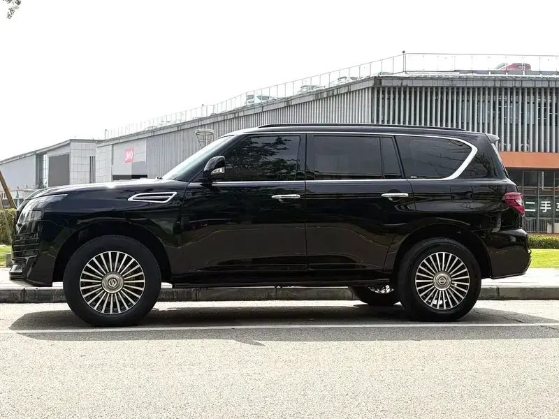 2020 Nissan Patrol с пробегом 90 000 км