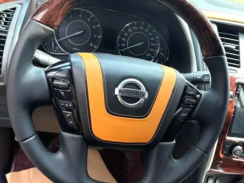 2020 Nissan Patrol с пробегом 90 000 км