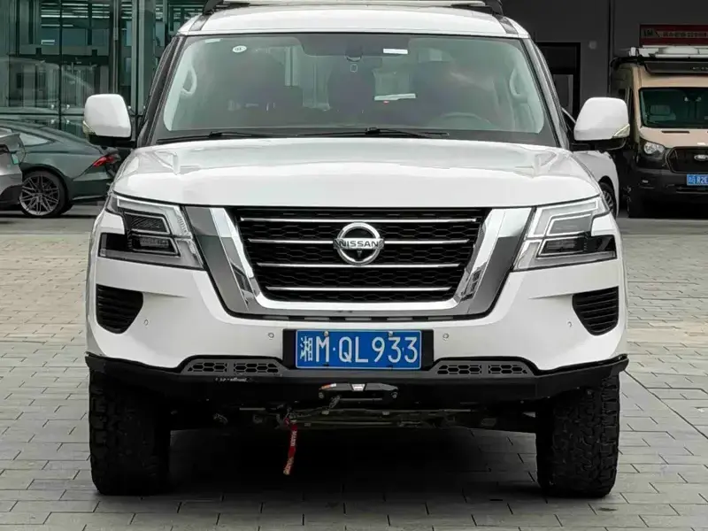 2020 Nissan Patrol с пробегом 120 000 км