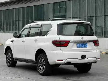 2020 Nissan Patrol с пробегом 120 000 км