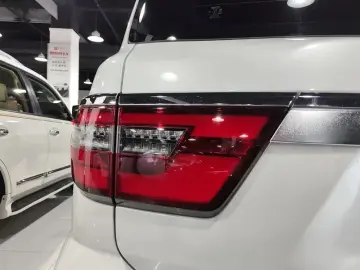 2020 Nissan Patrol с пробегом 98 000 км