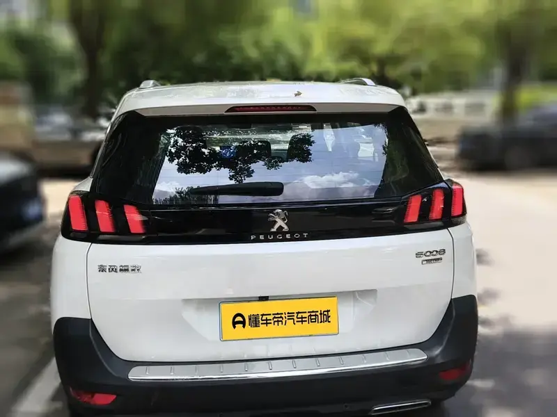 2021 Peugeot 5008 с пробегом 3 600 км