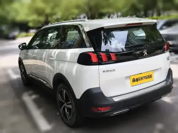 2021 Peugeot 5008 с пробегом 3 600 км