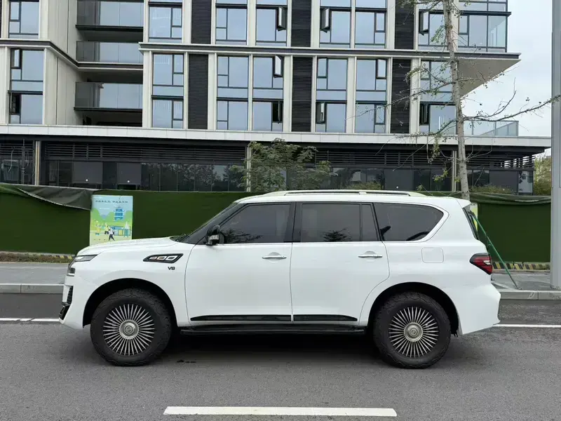 2020 Nissan Patrol с пробегом 134 000 км
