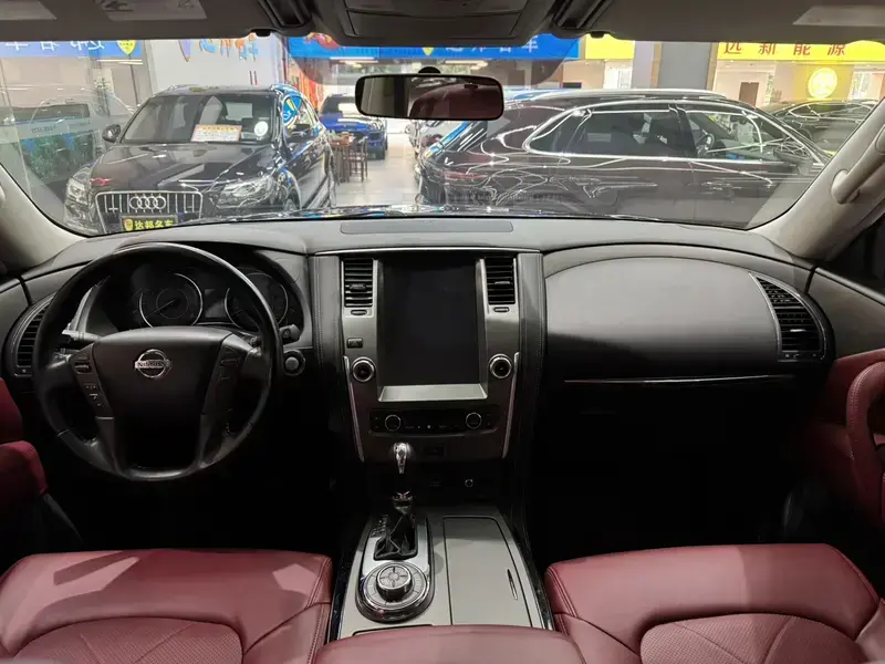 2019 Nissan Patrol с пробегом 110 000 км
