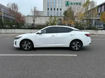 2025 Nissan Sylphy с пробегом 3 500 км