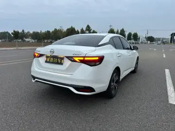 2025 Nissan Sylphy с пробегом 3 500 км