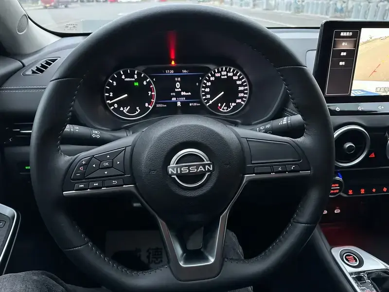 2025 Nissan Sylphy с пробегом 3 500 км