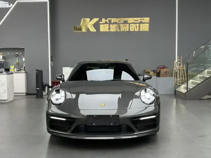 2019 Porsche 911 с пробегом 22 000 км