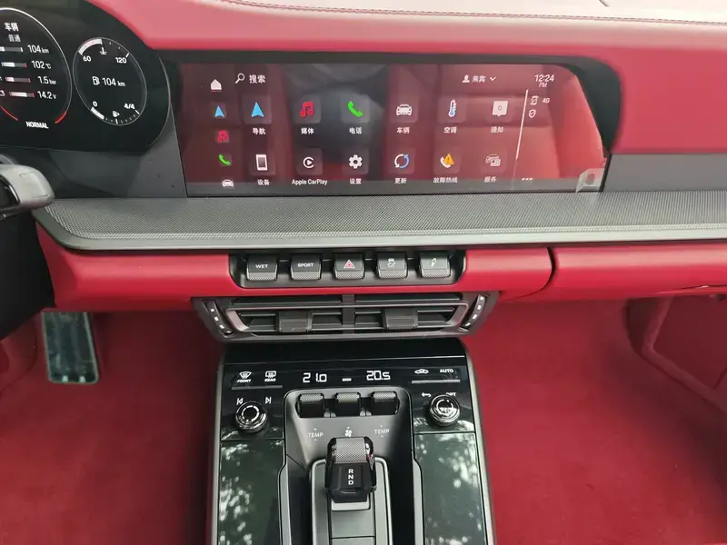 2023 Porsche 911 с пробегом 9 000 км