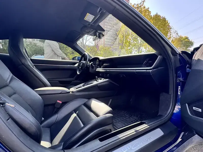 2020 Porsche 911 с пробегом 43 000 км