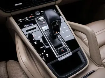 2019 Porsche Cayenne с пробегом 58 000 км