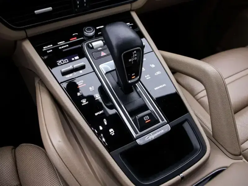 2019 Porsche Cayenne с пробегом 58 000 км