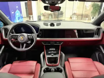 2024 Porsche Cayenne с пробегом 85 000 км