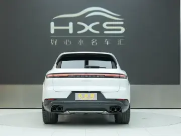 2024 Porsche Cayenne с пробегом 17 000 км