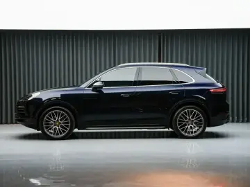 2019 Porsche Cayenne с пробегом 66 000 км