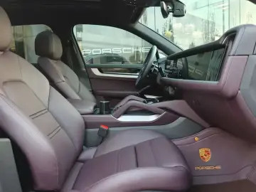 2024 Porsche Cayenne с пробегом 45 000 км
