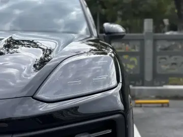 2024 Porsche Cayenne с пробегом 26 000 км