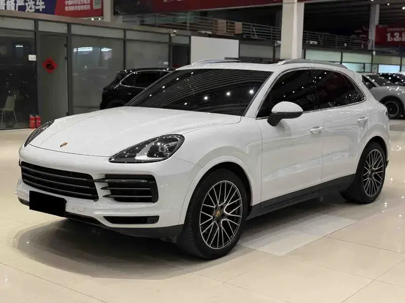 2022 Porsche Cayenne с пробегом 65 000 км