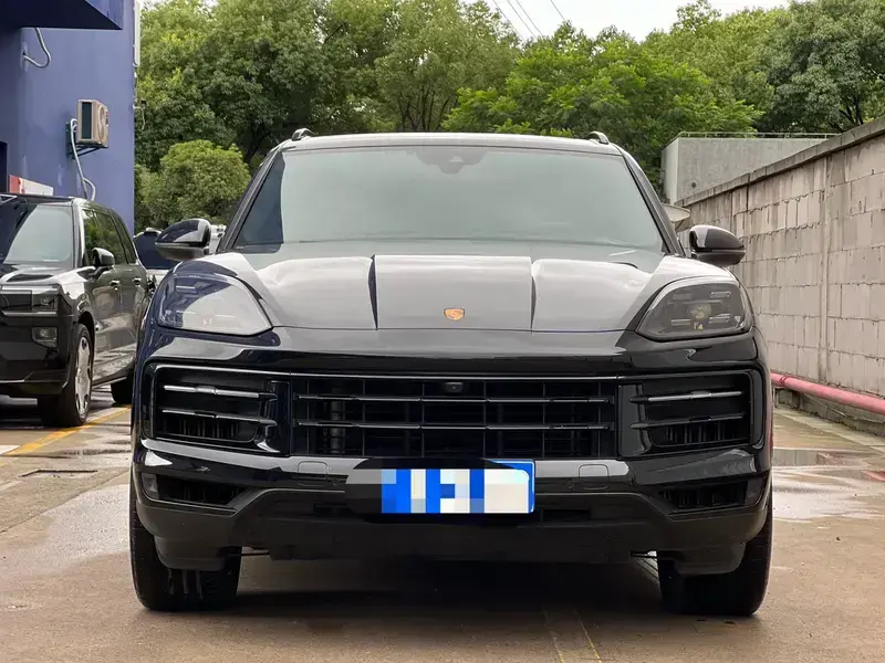2024 Porsche Cayenne с пробегом 30 000 км