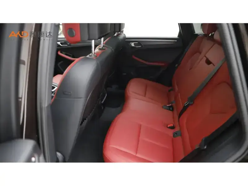 2021 Porsche Macan с пробегом 28 700 км