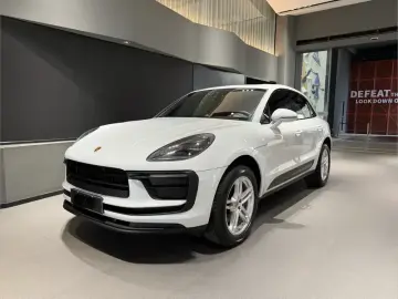 2023 Porsche Macan с пробегом 49 000 км