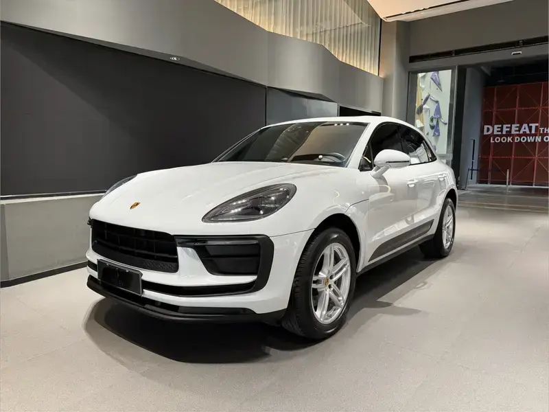 2023 Porsche Macan с пробегом 49 000 км