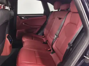 2019 Porsche Macan с пробегом 91 000 км