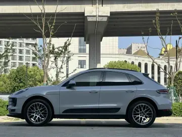 2021 Porsche Macan с пробегом 71 000 км
