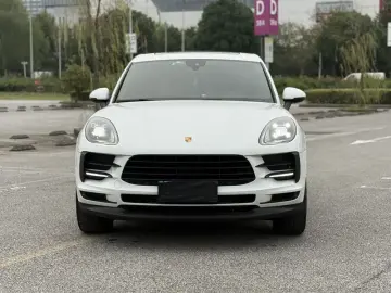 2020 Porsche Macan с пробегом 38 000 км