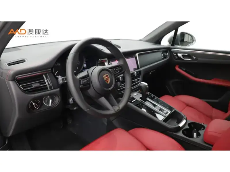 2022 Porsche Macan с пробегом 34 100 км