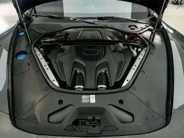 2024 Porsche Panamera с пробегом 6 700 км