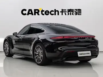 2019 Porsche Taycan с пробегом 29 900 км