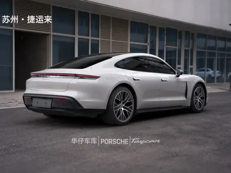 2022 Porsche Taycan с пробегом 61 000 км
