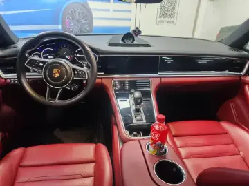 2019 Porsche Panamera с пробегом 103 000 км